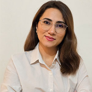 پروین احمدی،روانشناس بالینی و روان درمانگر تحلیلی | راداگلد